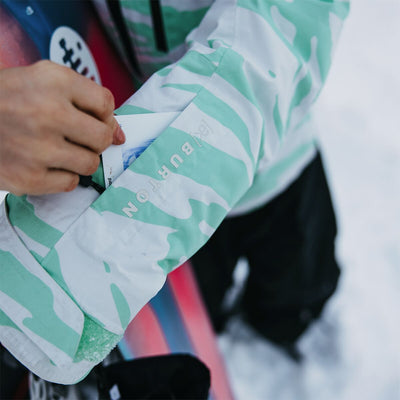 BURTON AK GORE EMBARK JKT WOMENS